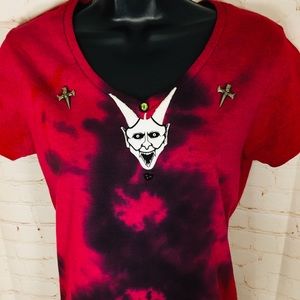 👹 Winged Demon V Neck 🖤